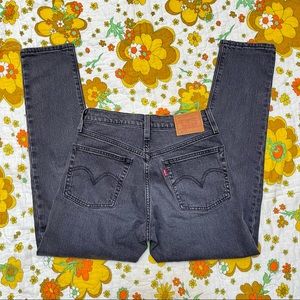 Levi’s 501 wedgie skinny size 24